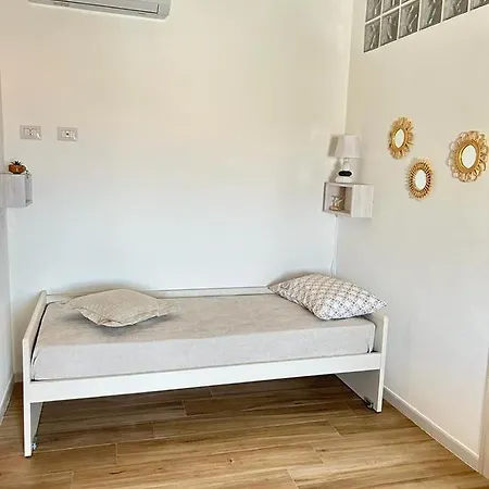 Lo Scrigno Di Ely Apartment